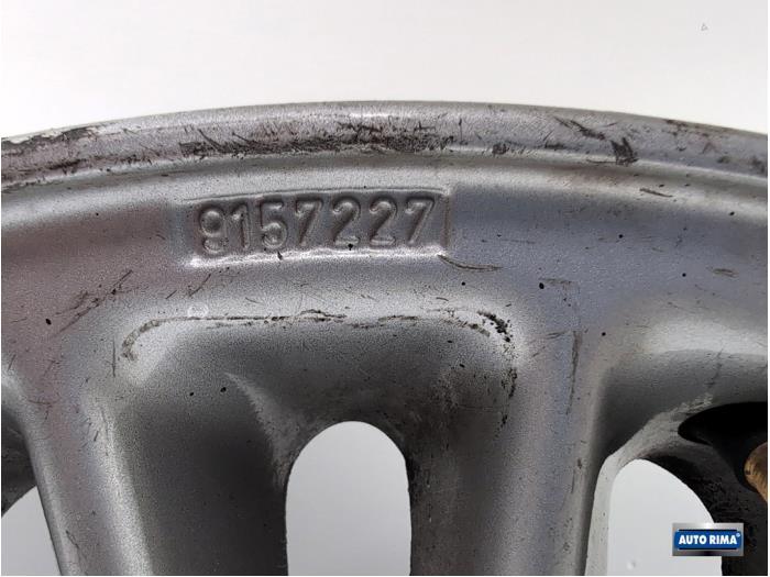 Velg van een Volvo 9-Serie, Auto-onderdelen, Banden en Velgen, Gebruikt, Velg(en), -, -