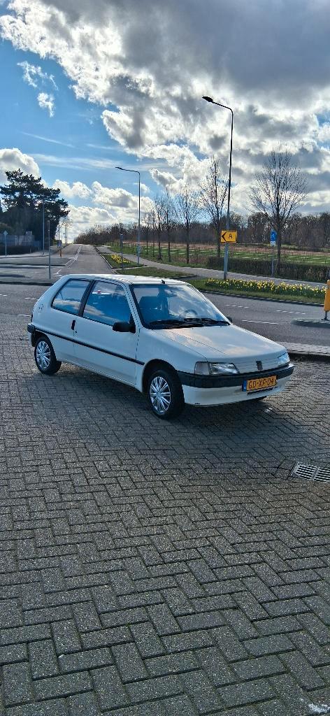 Peugeot 106 1.1 E2 1993 Wit, Auto's, Peugeot, Particulier, Radio, Benzine, Hatchback, Handgeschakeld, Origineel Nederlands, Wit