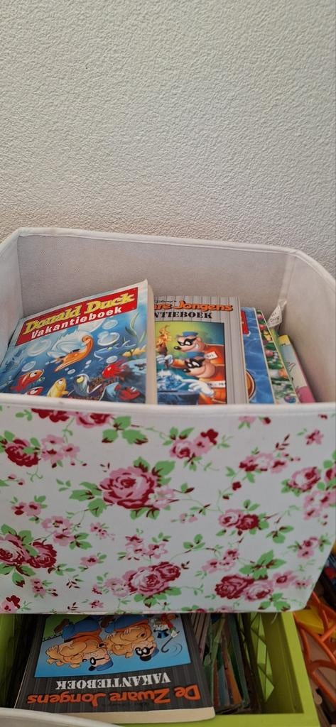 Bak vol Donald Duck vakantieboeken, Meerdere stripboeken, Ophalen of Verzenden