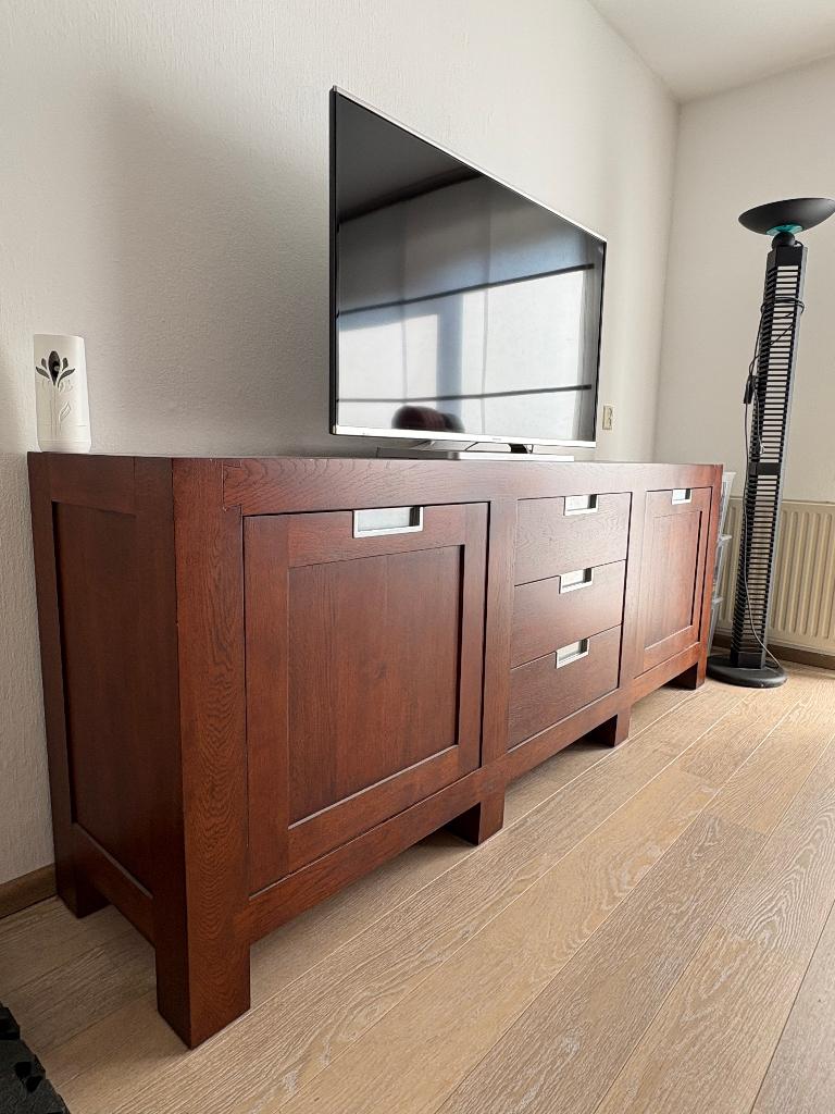 Mooi massief houten dressoir – stijlvol & praktisch, Huis en Inrichting, Kasten | Dressoirs, Zo goed als nieuw, 200 cm of meer