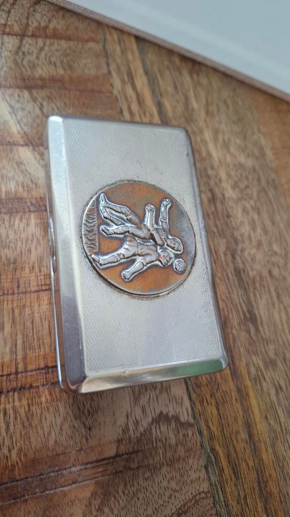 Vintage sigarettendoosje met voetballers, Antiek en Kunst, Ophalen of Verzenden