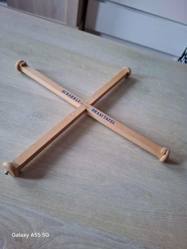 Scrabble Draaitafel - Handige Houten Onderzetter, Postbus 333, 1380 AH Weesp, Nederland, Ophalen of Verzenden, Info@jumbo.eu, Jumbo