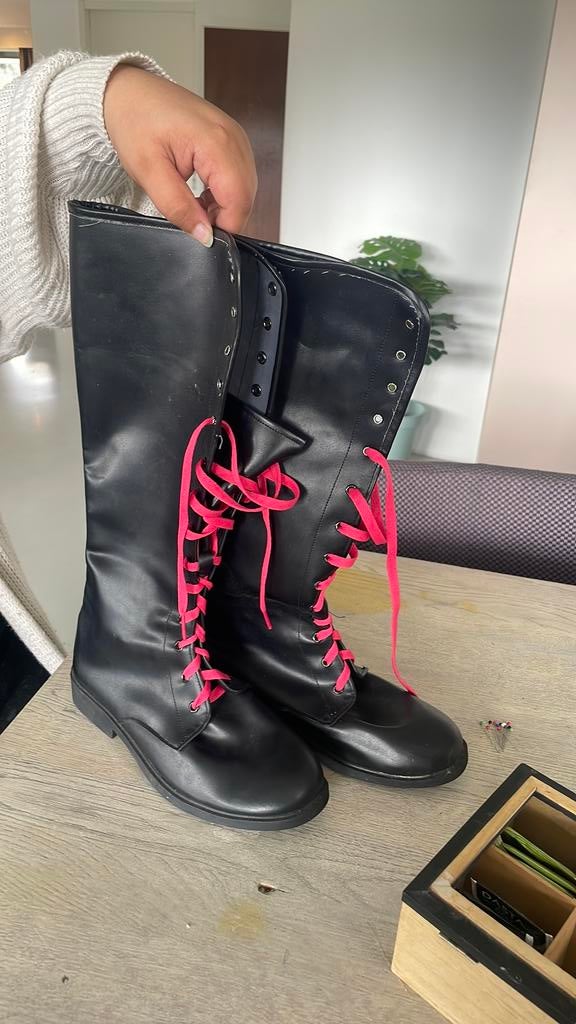 Jinx cosplay schoenen, Ophalen of Verzenden, Zo goed als nieuw