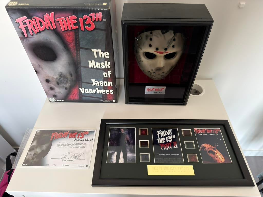 Friday the 13th Jason Mask + filmcell frame + handtekening, Ophalen, Zo goed als nieuw, Film, Beeldje, Replica of Model