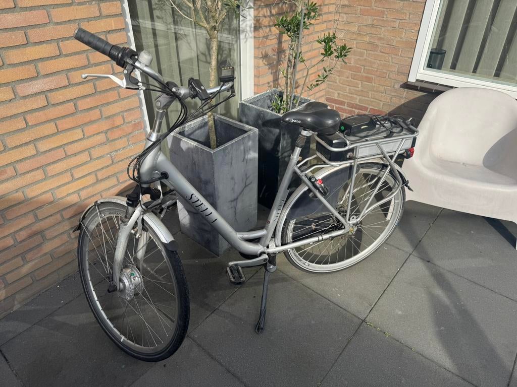 Stella fiets elektrisch, Ophalen, Zo goed als nieuw, 1 kind, Elektrisch