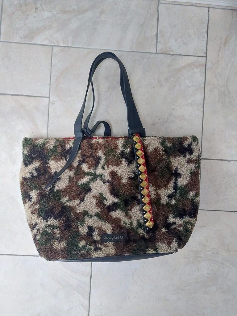 Nieuwe Desigual Bols-Camofun shopping bag, Sieraden, Tassen en Uiterlijk, Ophalen of Verzenden, Nieuw, Groen, Shopper