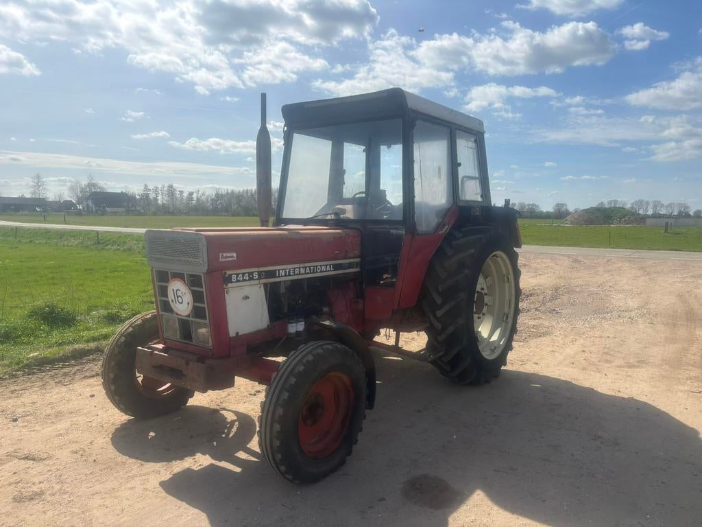 International 844-S, Zakelijke goederen, Agrarisch | Tractoren, Ophalen, Gebruikt, Case IH, Tot 80 Pk