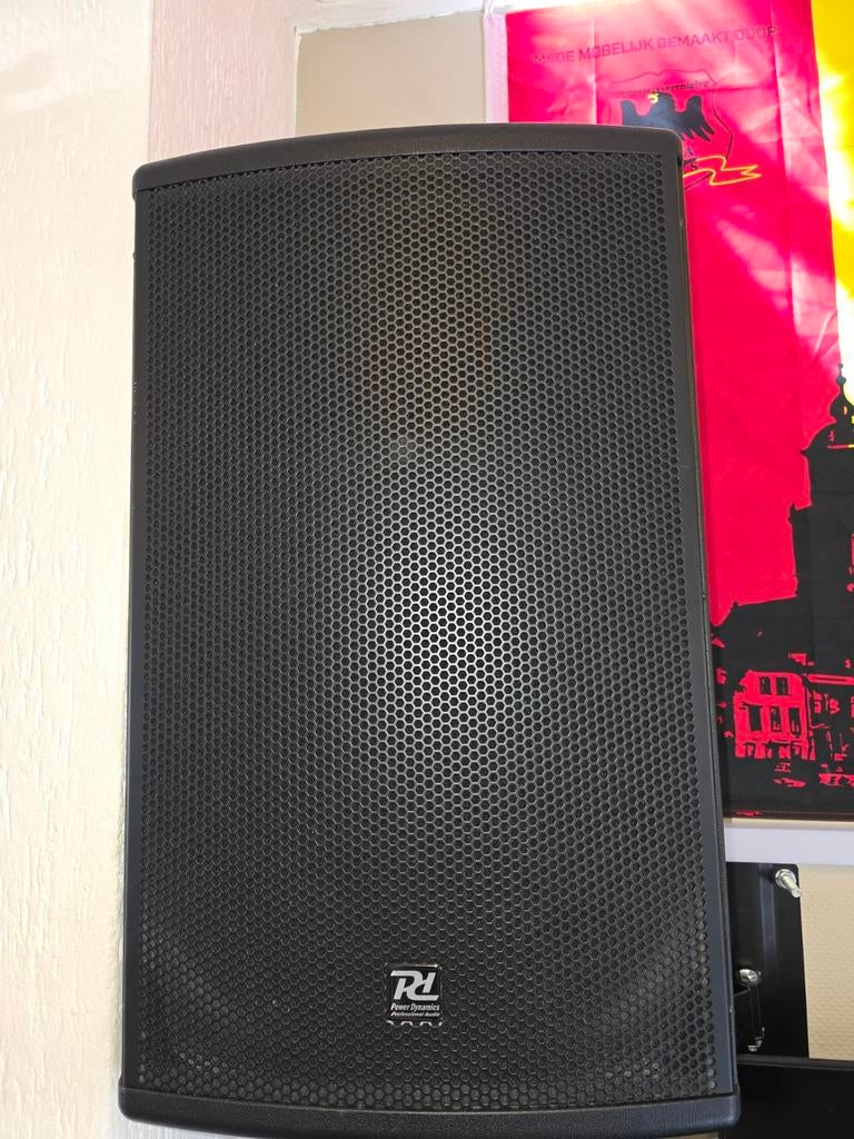 Pa set power dynamics ruilen mag ook b&w dm6 speakers, Audio, Tv en Foto, Luidsprekers, Zo goed als nieuw, 120 watt of meer, Overige merken