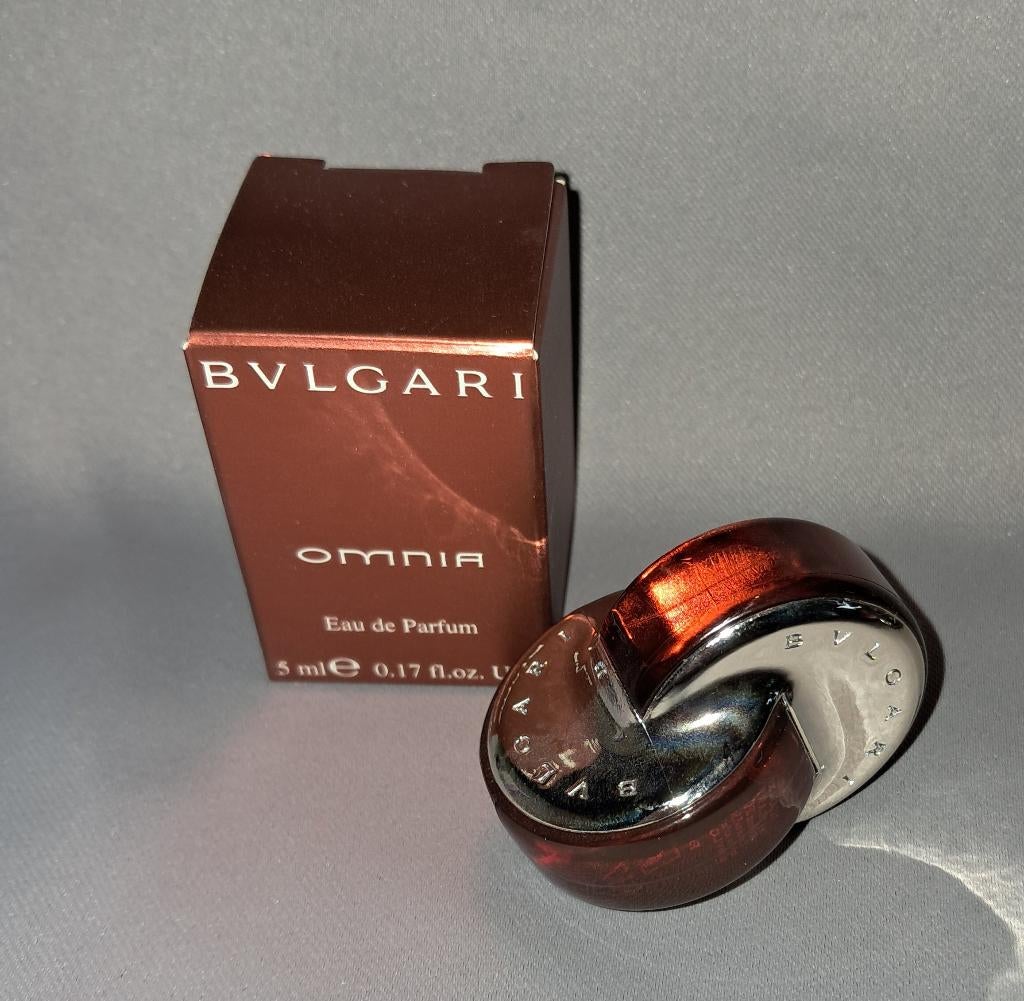 Luxe parfum mini - Blgari Omnia + doosje, Verzamelen, Ophalen of Verzenden, Zo goed als nieuw, Miniatuur, Gevuld