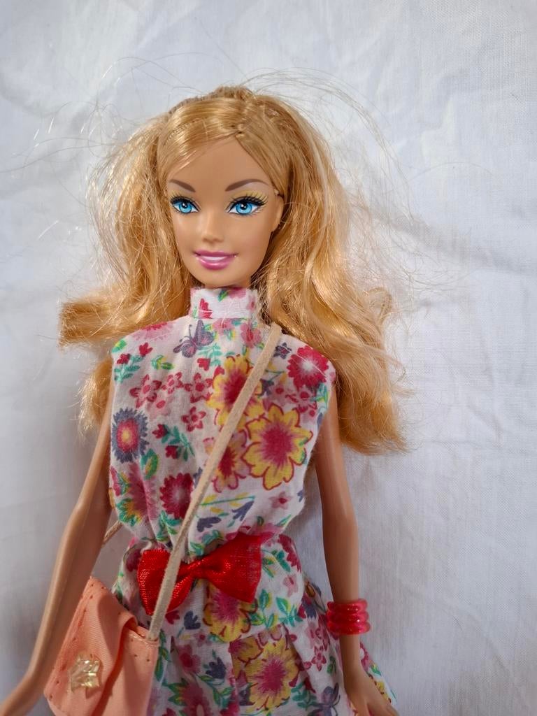 Barbie  mooie Barbie  1999, Verzamelen, Poppen, Ophalen of Verzenden