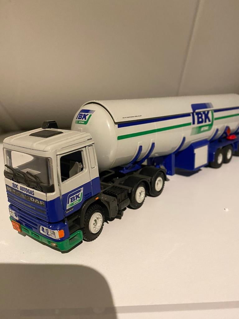 DAF met gas trailer enkelcabine sleep as, Ophalen of Verzenden, Zo goed als nieuw, Bus of Vrachtwagen