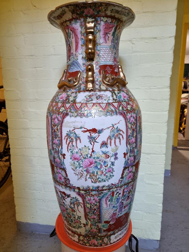 Chinese grote vaas, Ophalen