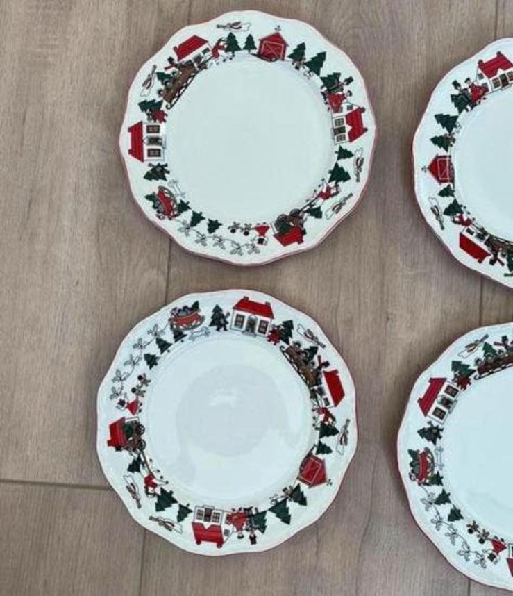 Mason’s Christmas Village dinerbord, Ophalen of Verzenden, Zo goed als nieuw, Bord(en), Wedgwood