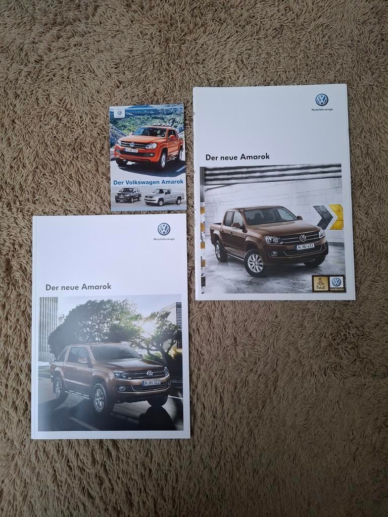 3x autofolder VW Amarok, Verzenden, Zo goed als nieuw, Volkswagen