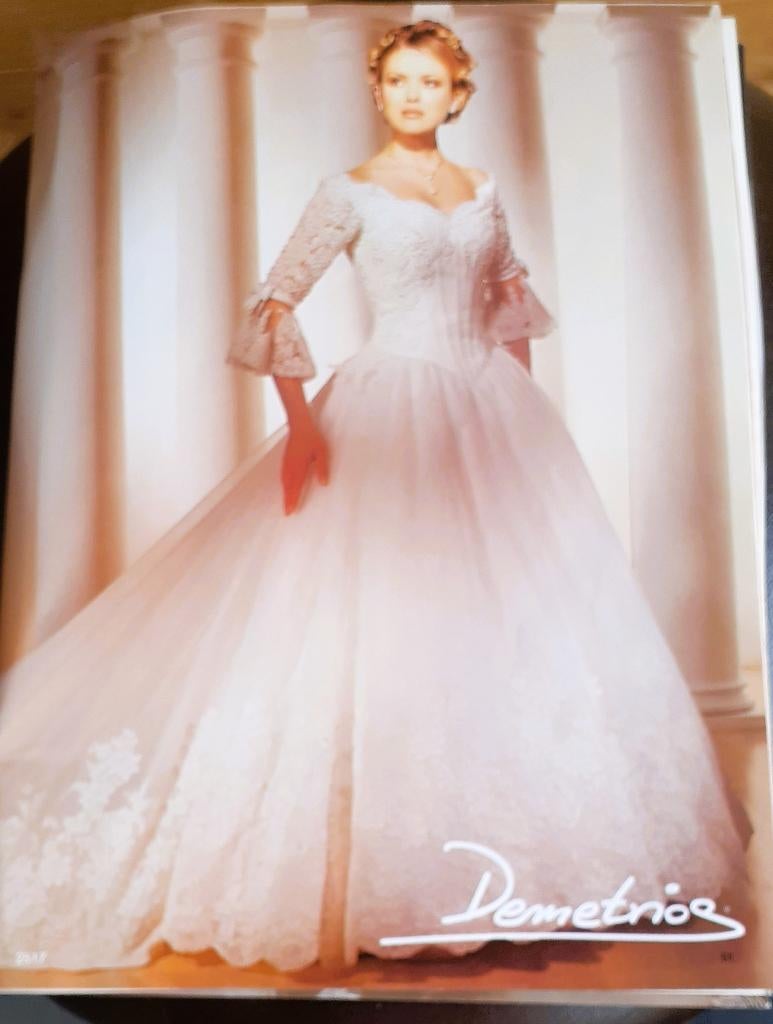 Trouwjurk van Demetrios maat 38/40, Kleding | Dames, Trouwkleding en Trouwaccessoires, Trouwjurk, Wit, Zo goed als nieuw, Demetrios