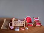 Sylvanian families babykamer/rood accenten/bed/kinderstoel, Kinderen en Baby's, Speelgoed | Poppenhuizen, Ophalen of Verzenden