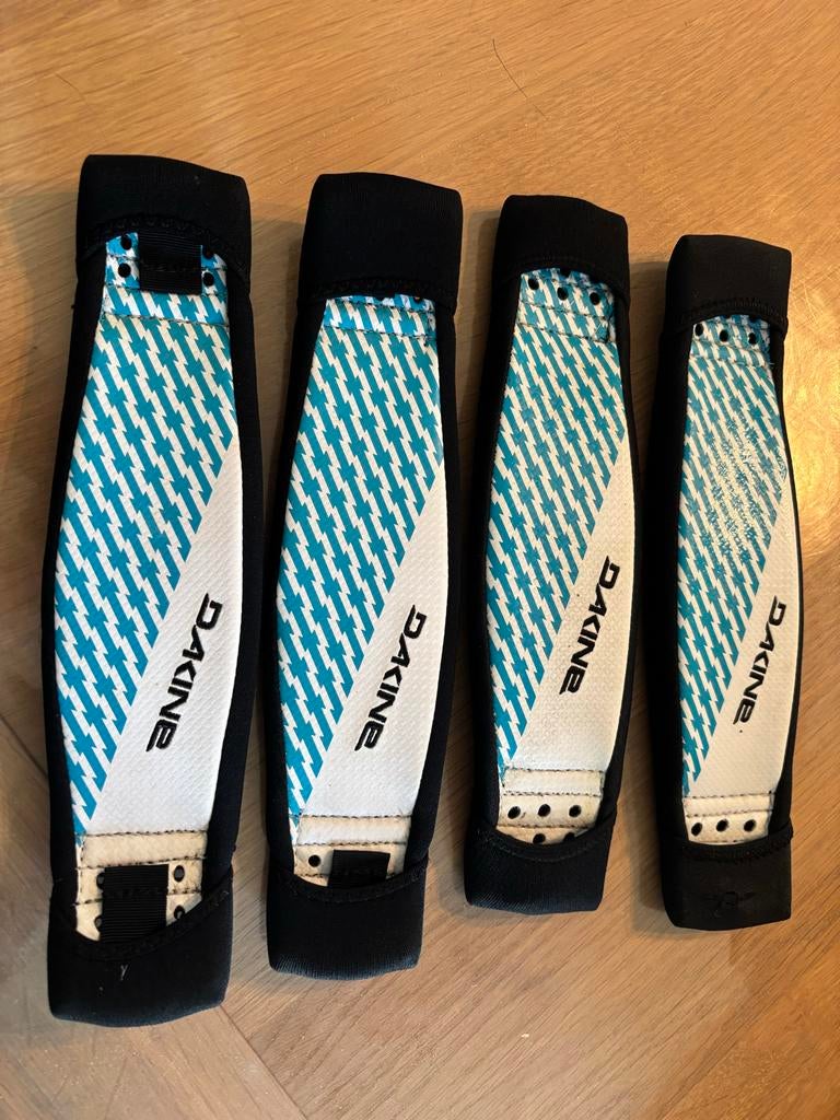 Voetbanden Dakine, Watersport en Boten, Ophalen of Verzenden, Zo goed als nieuw, Overige typen, Minder dan 5 m²