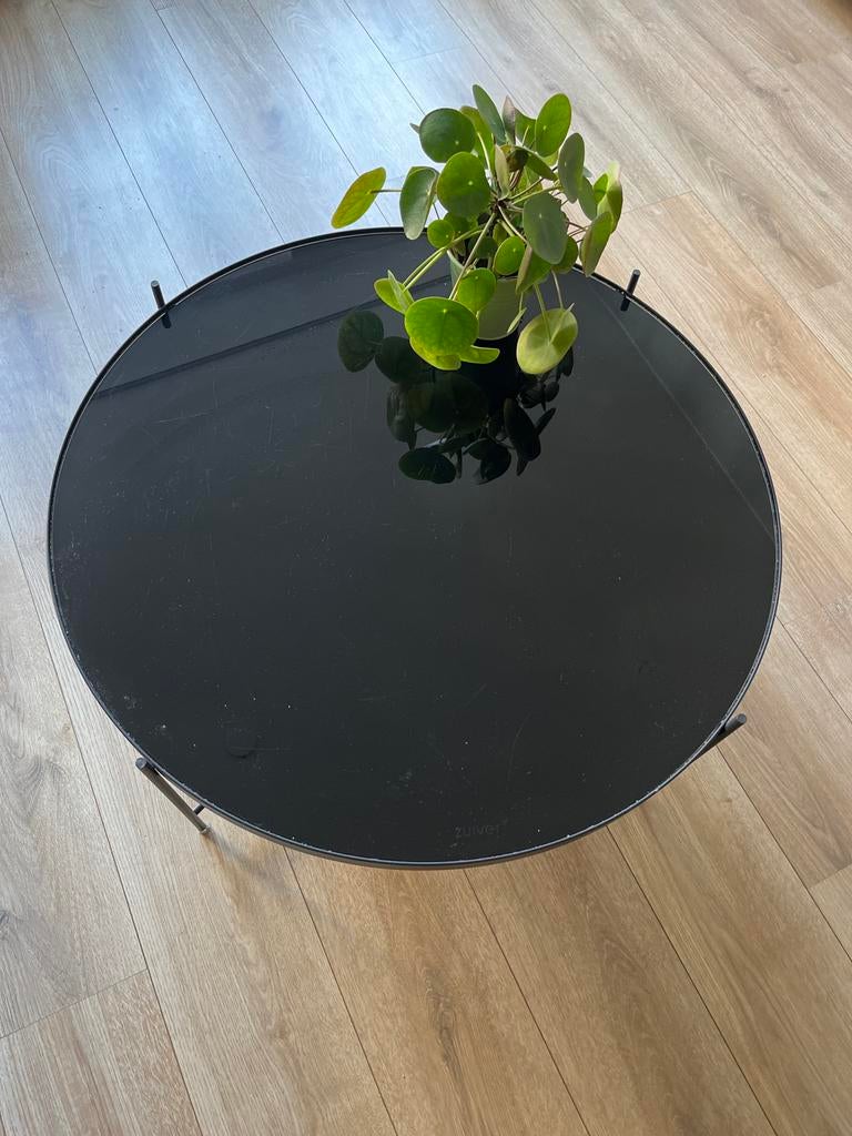 Mooie zwarte salontafel van merk Zuiver, Ophalen, Rond, 50 tot 100 cm, Zo goed als nieuw