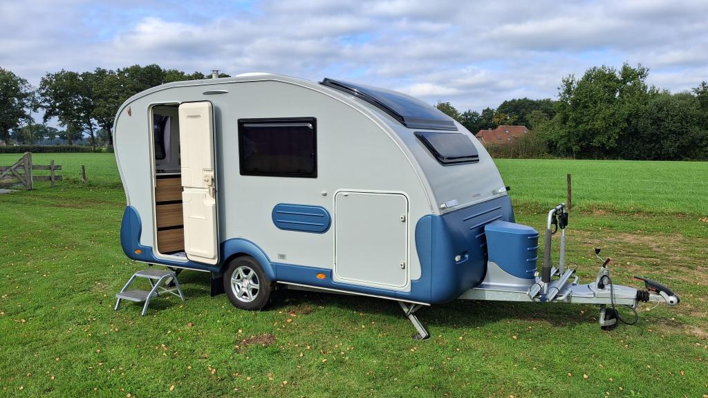 Fraaie Adria Action 391 PH '18 Luifel- Garage- Hoge Koelkast, Caravans en Kamperen, Caravans, Standaardzit, Bedrijf, Tot en met 4