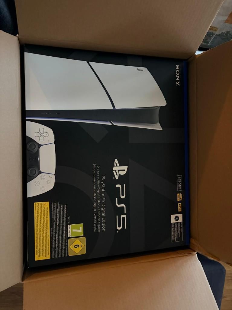 Playstation 5 Digital Edition nieuw in doos, Spelcomputers en Games, Ophalen of Verzenden, Nieuw, Playstation 5 Digital