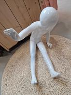 Witte kinderpaspop, Ophalen