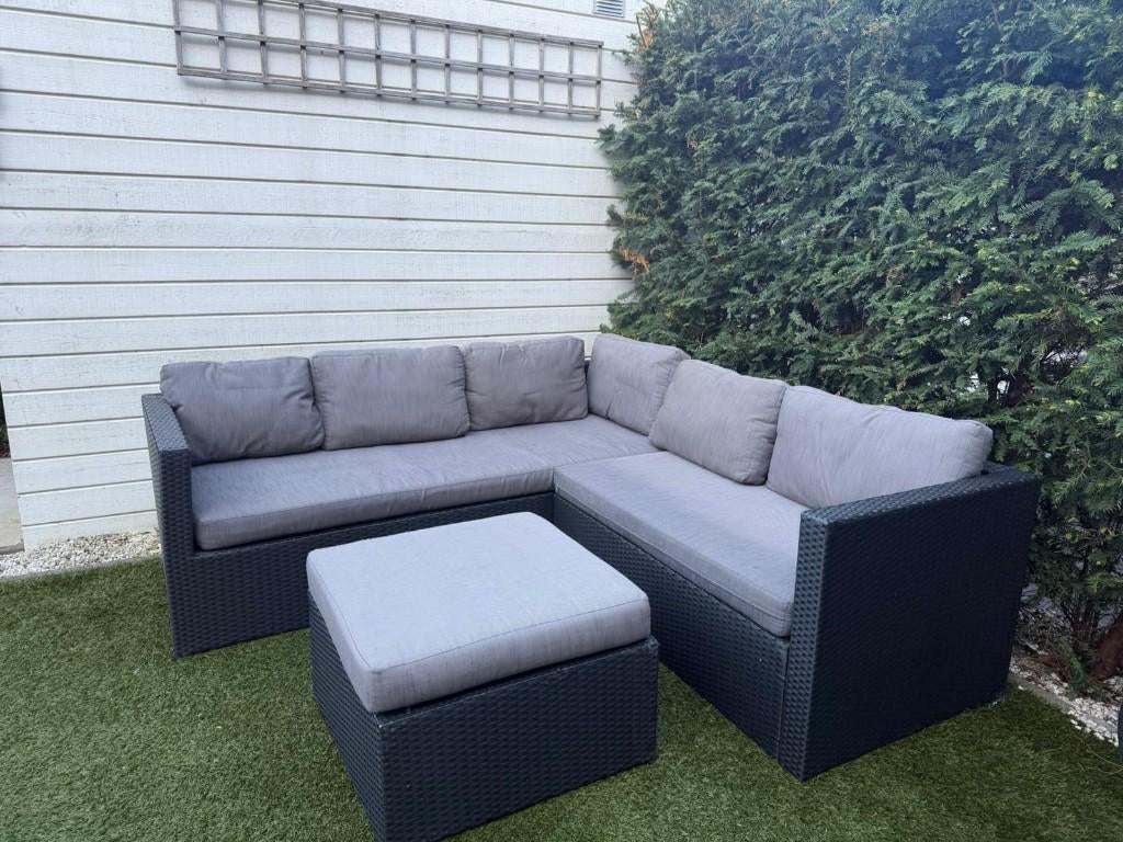 Nette wicker loungebank (195x195) inclusief hocker, Ophalen, Gebruikt, Bank, 6 zitplaatsen