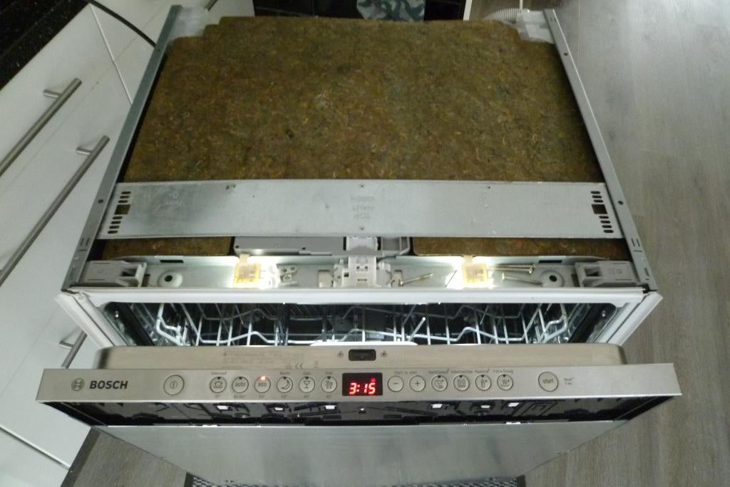 zgan bosch vaatwasser interiorLight vol geïntrigeerd, Ophalen, Minder dan 85 cm, Minder dan 10 liter, Energieklasse A of zuiniger