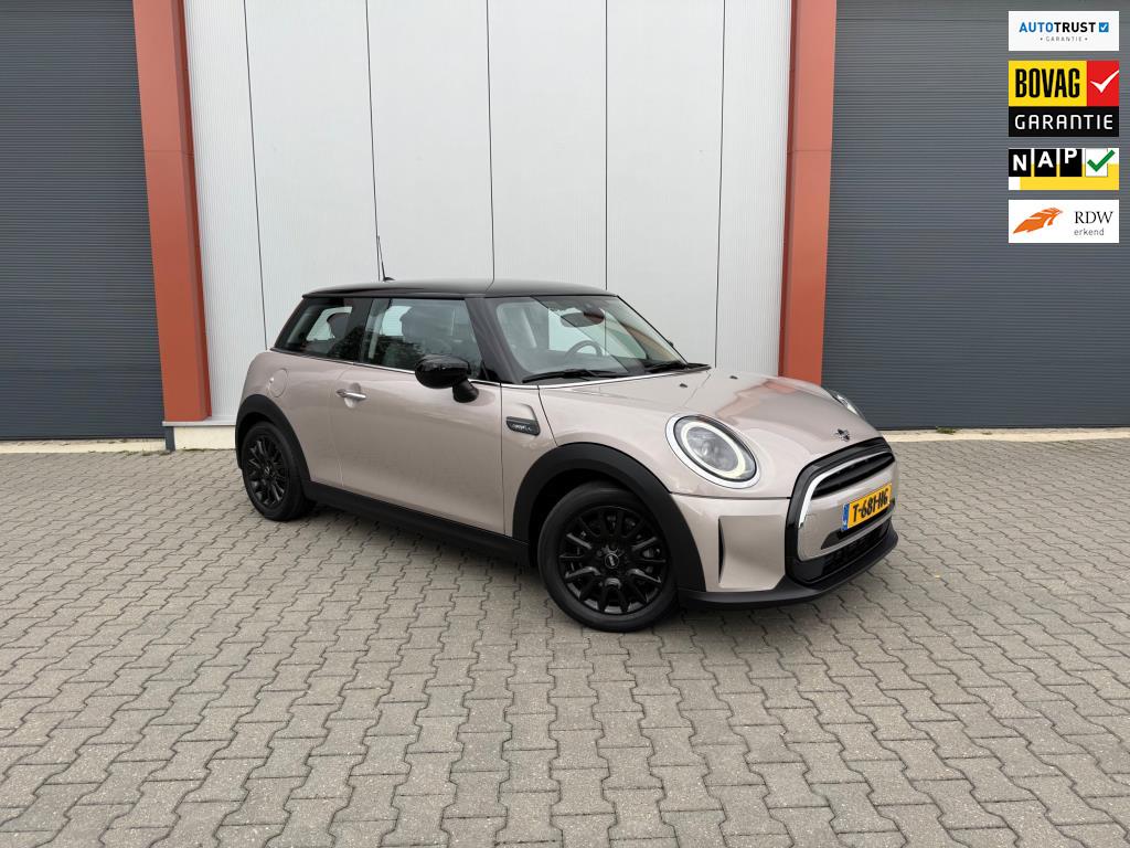 Mini Mini 1.5 Cooper Camden Edition, 136 pk, Gebruikt, 4 stoelen, Leder en Stof
