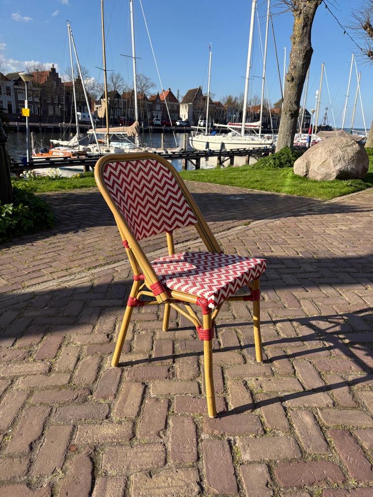 30x Oviala Alma terrasstoel - Los of in 1 koop, Huis en Inrichting, Stoelen, Ophalen, Kunststof, Gebruikt, Vijf, Zes of meer stoelen
