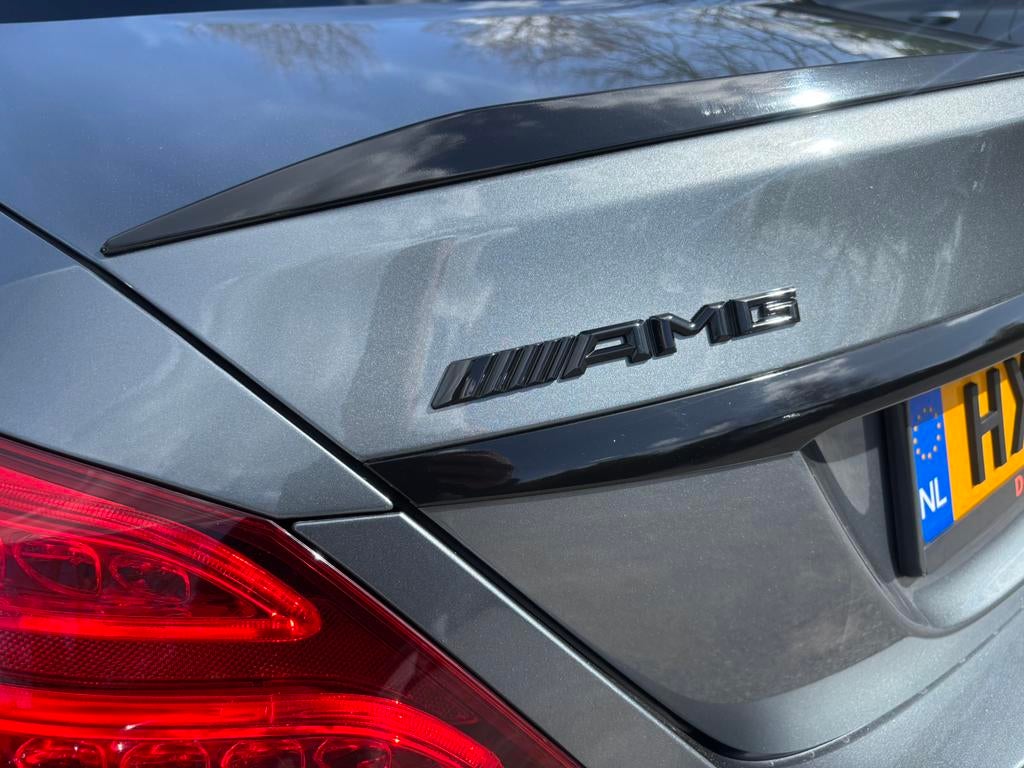 Gala auto Tilburg • Mercedes C63S AMG •Schoolfeest trouwauto, Hobby en Vrije tijd, Feestartikelen, Ophalen, Versiering, Geboorte of Huwelijk