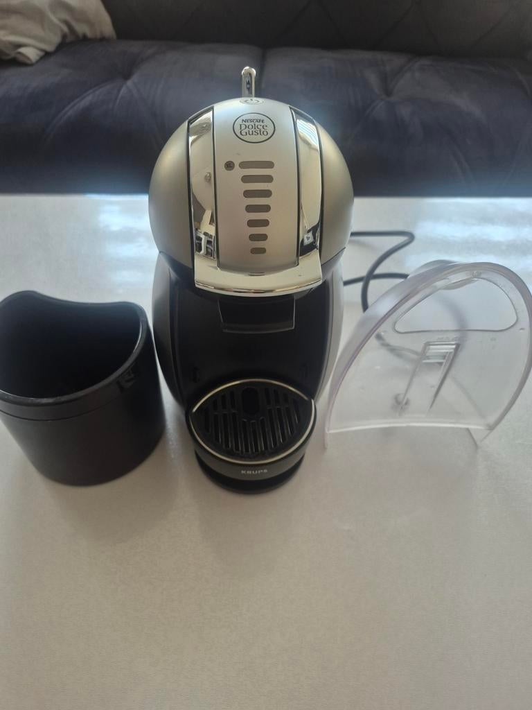 Nescafé Dolce Gusto Krups koffiezetapparaat, Witgoed en Apparatuur, Koffiezetapparaten, Koffiemachine, Afneembaar waterreservoir