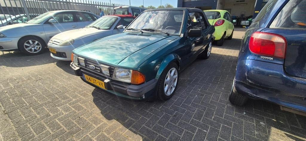 Ford Escort 1.6 Cabrio 1984 Groen, Auto's, Voorwielaandrijving, Escort, Stof, 4 cilinders