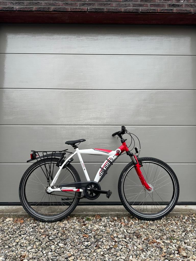 Batavus Snake 26 inch jongensfiets, Ophalen, Zo goed als nieuw, 26 inch of meer, Handrem