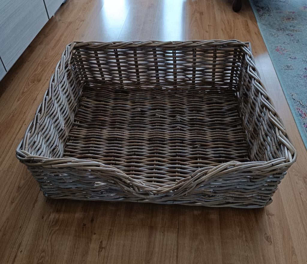 Hondenmand, Dieren en Toebehoren, Ophalen of Verzenden, Zo goed als nieuw, Riet