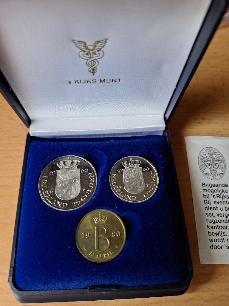 Muntset troonsafstand 1980, Postzegels en Munten, Munten | Nederland, Ophalen of Verzenden, Koningin Juliana