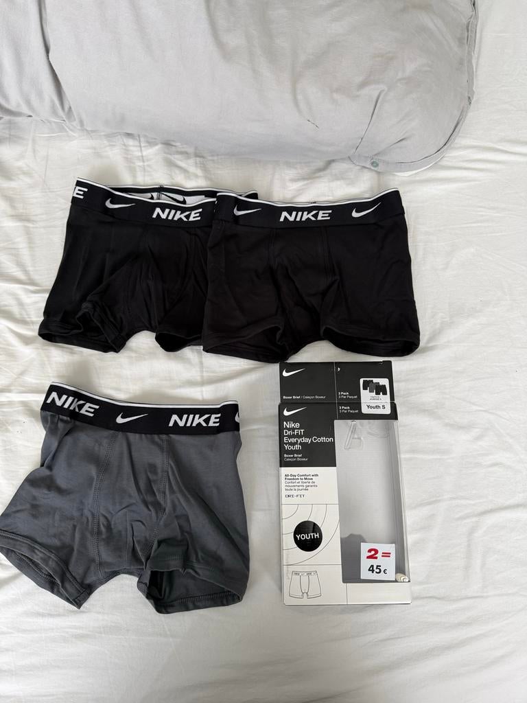 Gloednieuwe Nike heren boxershort - Maat S, Kleding | Heren, Ondergoed, Ophalen of Verzenden, Zwart, Boxer