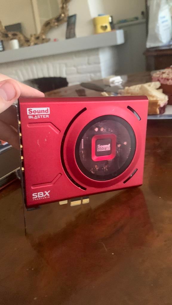Sound blaster SBX PRO STUDIO, Computers en Software, Ophalen, Zo goed als nieuw