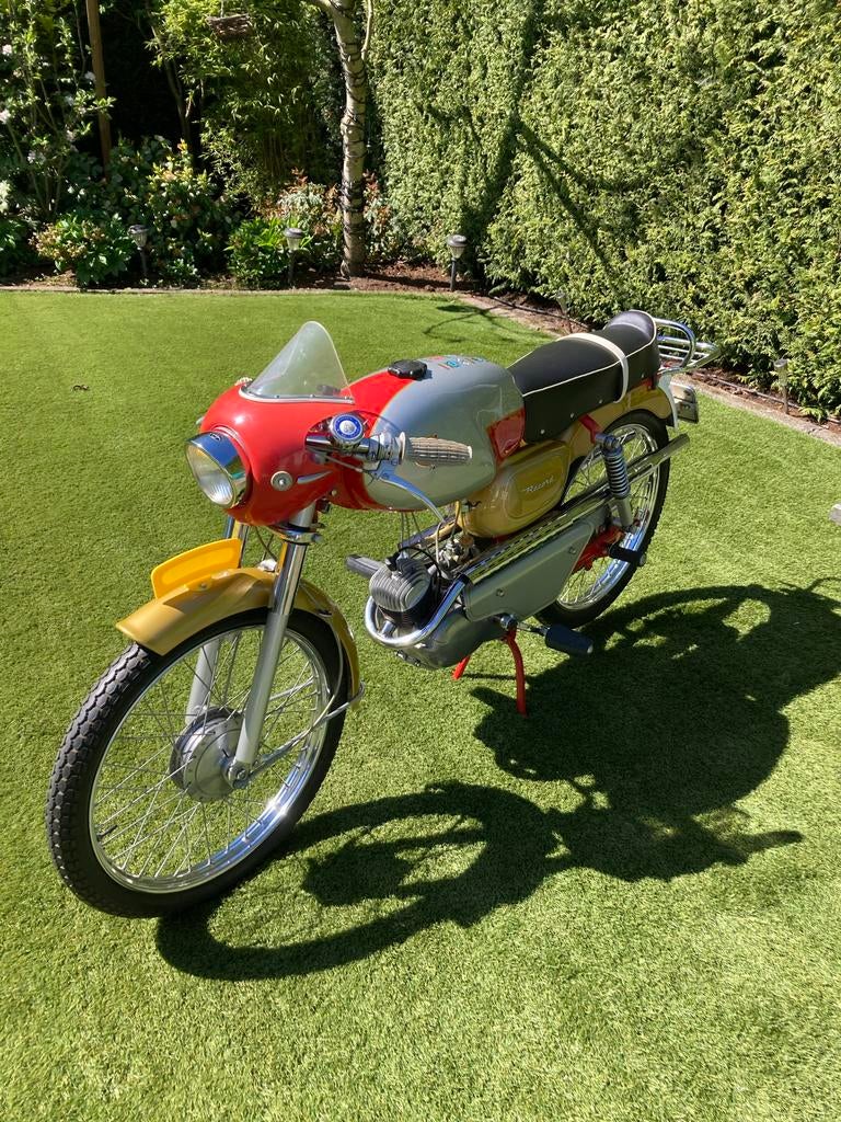 Oldtimer Eysink brommer uit 1962 met Victoria motor, Maximaal 45 km/u, 49 cc, 3 versnellingen, Ophalen