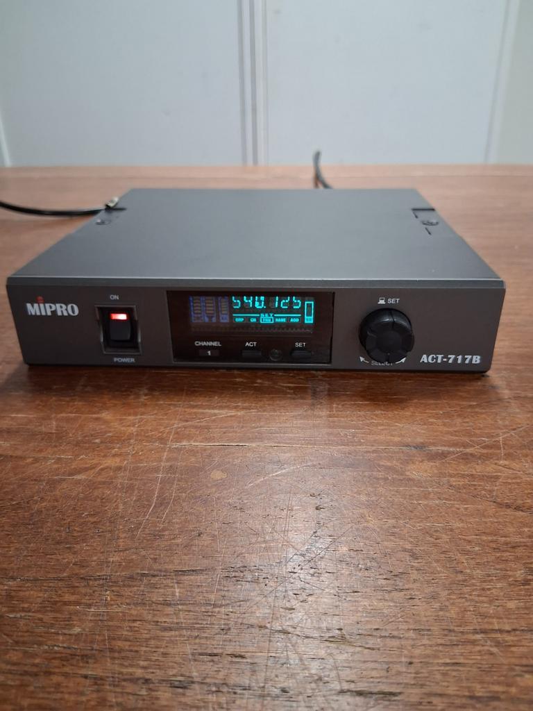 MIPRO DRAADLOZE MICROFOONSET COMPLETE SET, Muziek en Instrumenten, Ophalen, Gebruikt, Zangmicrofoon, Draadloos