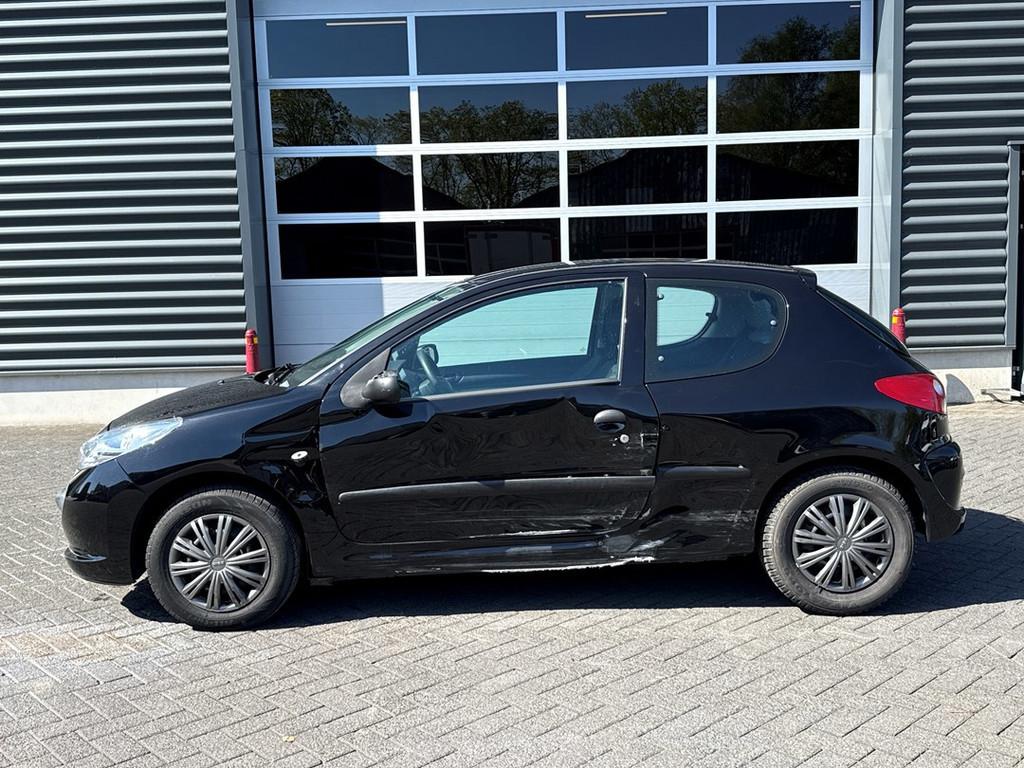 Peugeot 206 + 1.1 XR, trekhaak, Auto's, Peugeot, Voorwielaandrijving, Gebruikt, 60 pk, Origineel Nederlands