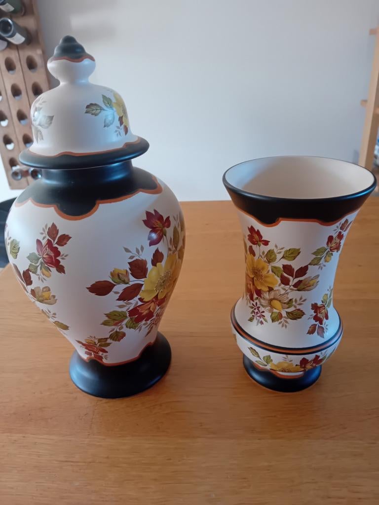 2 plateel vazen Modica oud- Gouda plateel., Ophalen