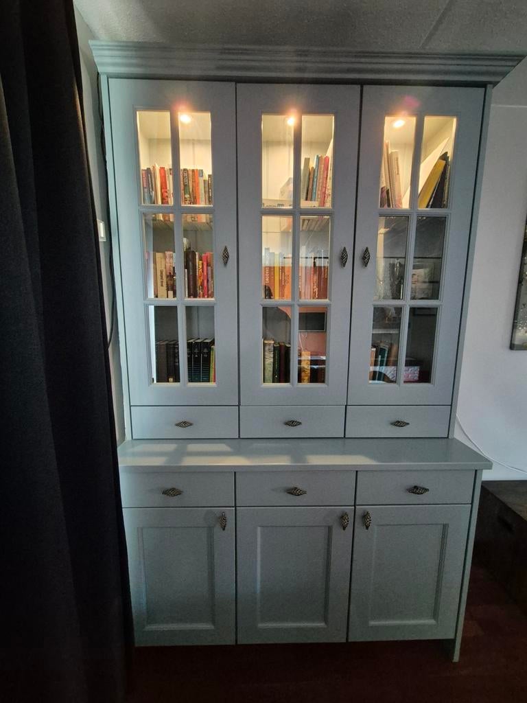 Buffetkast met soft close, verlichting en lades, Huis en Inrichting, Kasten | Buffetkasten, Ophalen, Gebruikt, 100 tot 150 cm