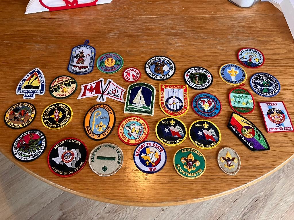 Ruim 30 Amerikaanse scouting patches, Ophalen of Verzenden, Zo goed als nieuw, Embleem, Speld of Insigne
