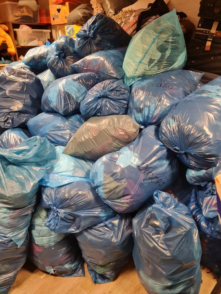 Grote partij kleding voor export of recycling, Ophalen, Niet van toepassing, Maat 46/48 (XL) of groter, Niet van toepassing