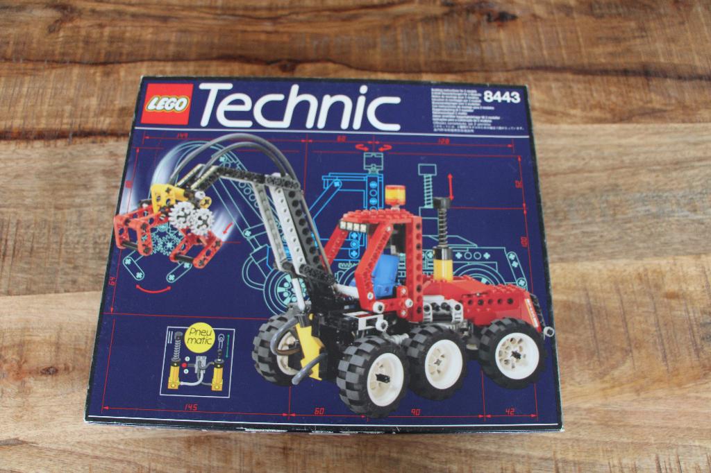 LEGO Technic, Pneumatic Log Loader, nr. 8443. Nieuw, Lego, Nieuw, Ophalen of Verzenden, Technic