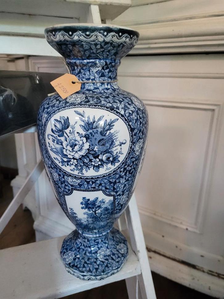 Antieke vaas Petrus Regout, Antiek en Kunst, Antiek | Vazen, Ophalen of Verzenden