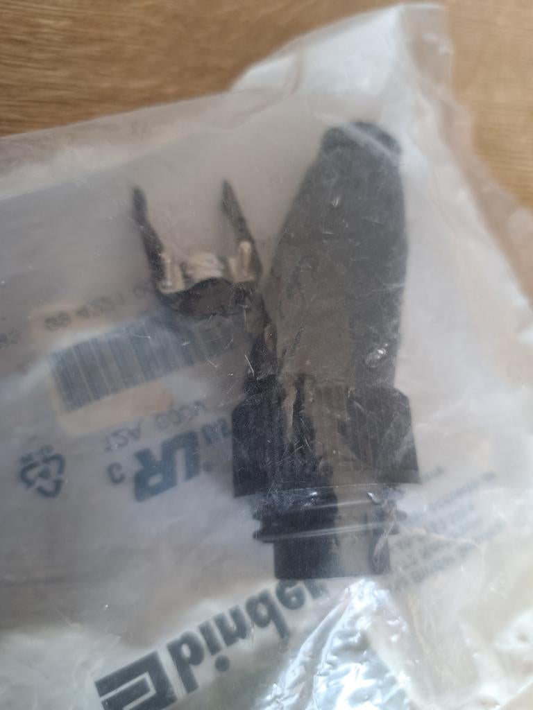 Binder connector - Nieuw in verpakking, Ophalen of Verzenden, Nieuw, Stekker