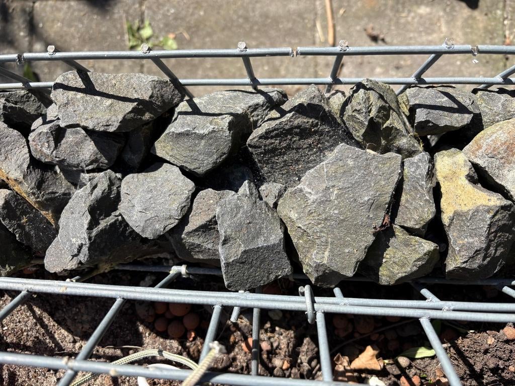 Basalt Breuksteen 0,31m3 (ca. 500kg) voor Schanskorf, Tuin en Terras, Ophalen, Gebruikt, Kei, Basalt