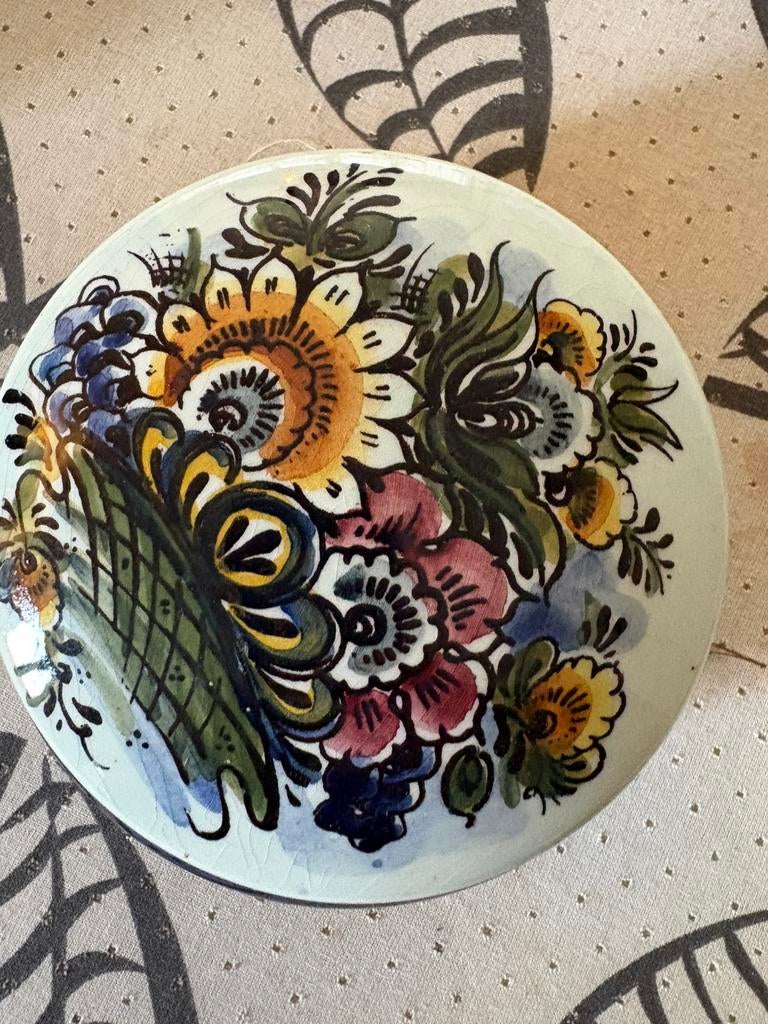 Delfts Holland Handwerk Schaal met Bloemen, Antiek en Kunst, Antiek | Keramiek en Aardewerk, Ophalen of Verzenden
