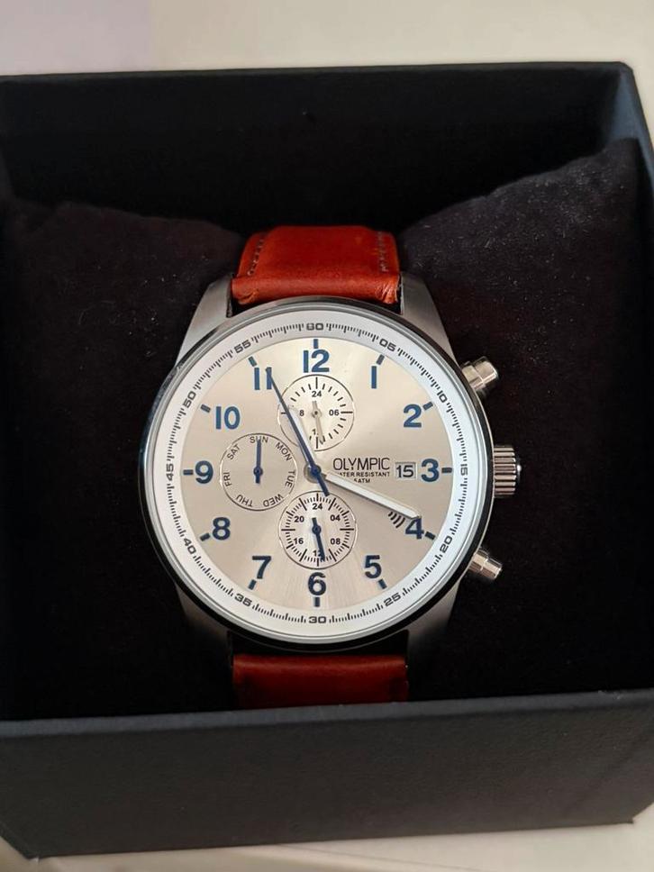 Chrono Olympic horloge – 22mm band – met doos, Sieraden, Tassen en Uiterlijk, Horloges | Heren, Zo goed als nieuw, Polshorloge